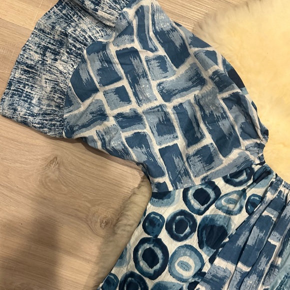 S/M.  NWT.  Sacred Threads Blue Patterned Blouse.  BL/RD14. 225261 - Picture 4 of 7